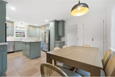 22121 Avenue Morelos, Woodland Hills, CA 91364 - Photo 26