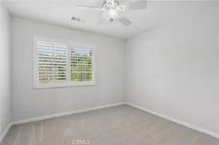 19636 Alyssa Dr, Newhall, CA 91321 - Photo 18