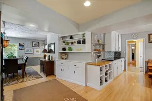 23939 Califa St, Woodland Hills, CA 91367 - Photo 16