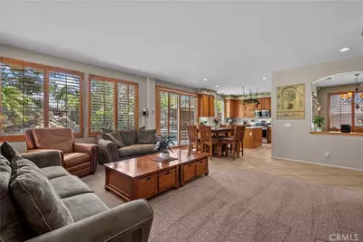 20206 Soladera Way, Canyon Country, CA 91351 - Photo 6