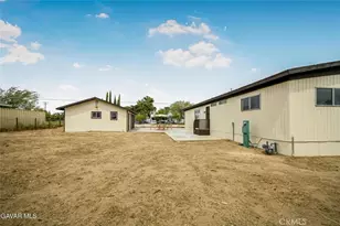 2489 55th St W, Rosamond, CA 93560 - Photo 28