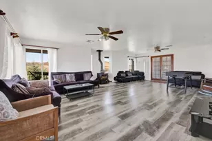 42804 Barnstead Dr, Lake Hughes, CA 93532 - Photo 4