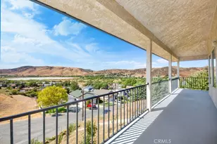42804 Barnstead Dr, Lake Hughes, CA 93532 - Photo 2