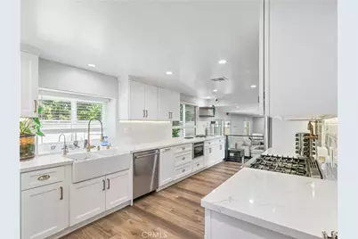 9350 Tampa Avenue, Northridge, CA 91324 - Photo 4