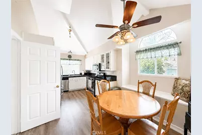 478 Shelburne Lane, Unit B, Simi Valley, CA 93065 - Photo 8