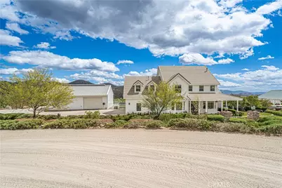 9248 Hierba, Agua Dulce, CA 91390 - Photo 64
