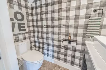 9248 Hierba, Agua Dulce, CA 91390 - Photo 26