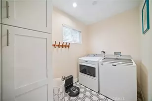 6321 Balcom Ave, Encino, CA 91316 - Photo 20