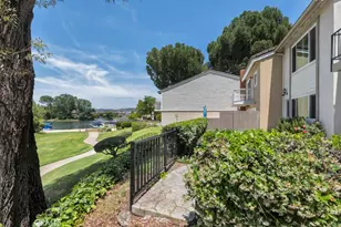 32124 Beachlake Ln, Westlake Village, CA 91361 - Photo 48