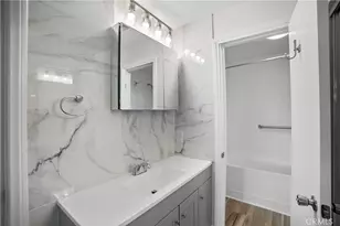 21801 Roscoe, Canoga Park, CA 91304 - Photo 18