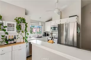 6300 Shoup Ave, Woodland Hills, CA 91367 - Photo 8