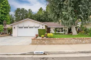 31607 Hipshot, Castaic, CA 91384 - Photo 2