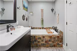 31607 Hipshot, Castaic, CA 91384 - Photo 16