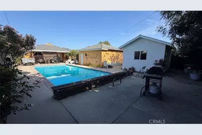 7517 N Ontario Street, Los Angeles, CA 91504 - Photo 24