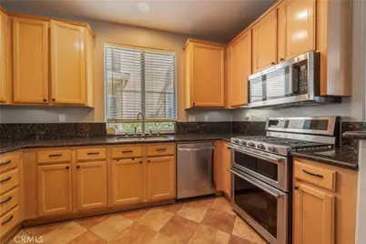 25409 Holly Beach Drive, Saugus, CA 91350 - Photo 8