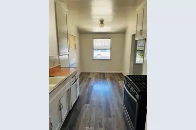 6852 Aura Avenue, Reseda, CA 91335 - Photo 4