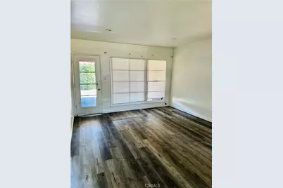 6852 Aura Avenue, Reseda, CA 91335 - Photo 6