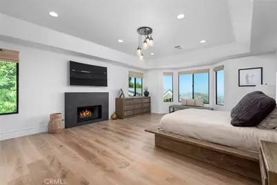 24011 Alder Place, Calabasas, CA 91302 - Photo 26
