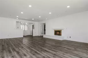 4 Mansfield Ln, Camarillo, CA 93010 - Photo 32