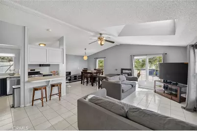 15445 Colbalt, Sylmar, CA 91342 - Photo 8