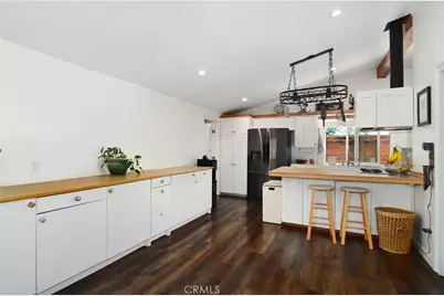 20643 Clarendon Street, Woodland Hills, CA 91367 - Photo 10