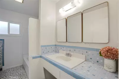 16319 Minnehaha, Granada Hills, CA 91344 - Photo 18