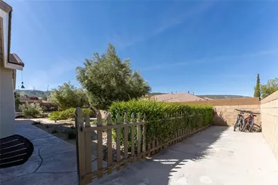 41715 Chianti Court, Palmdale, CA 93551 - Photo 32