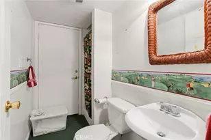 18070 Boris Dr, Encino, CA 91316 - Photo 36