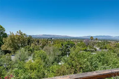 18070 Boris Drive, Encino, CA 91316 - Photo 2
