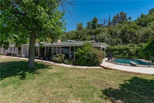 18070 Boris Dr, Encino, CA 91316 - Photo 30