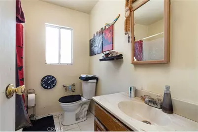 7929 Nagle Avenue, North Hollywood, CA 91605 - Photo 16