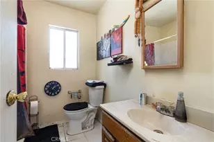 7929 Nagle Ave, North Hollywood, CA 91605 - Photo 16