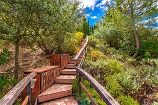 4776 Excelente Dr, Woodland Hills, CA 91364 - Photo 20