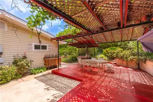 4776 Excelente Dr, Woodland Hills, CA 91364 - Photo 20