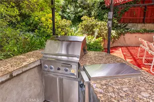 4776 Excelente Dr, Woodland Hills, CA 91364 - Photo 16