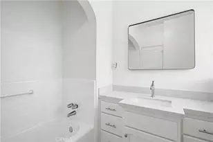 826 S Detroit St, Los Angeles, CA 90036 - Photo 12
