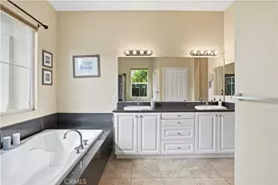 27988 Red Pine Ct, Valencia, CA 91354 - Photo 24