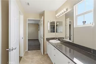 27988 Red Pine Ct, Valencia, CA 91354 - Photo 34