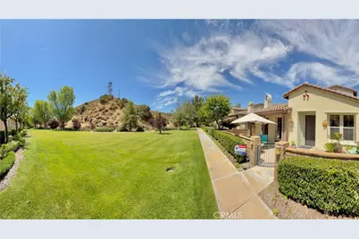 27988 Red Pine Court, Valencia, CA 91354 - Photo 38