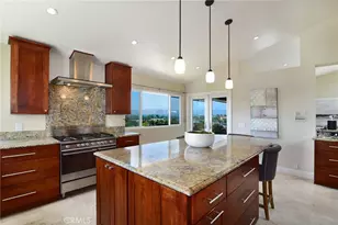 5247 Calatrana, Woodland Hills, CA 91364 - Photo 14