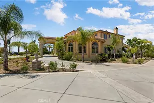1950 Arielle, Simi Valley, CA 93065 - Photo 56