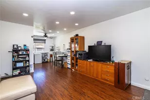 19716 Ave Of The Oaks, Newhall, CA 91321 - Photo 6