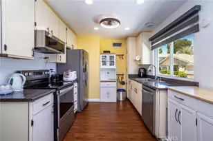 19716 Ave Of The Oaks, Newhall, CA 91321 - Photo 10