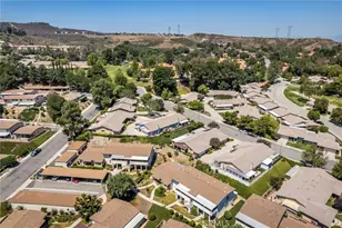 19716 Ave Of The Oaks, Newhall, CA 91321 - Photo 26