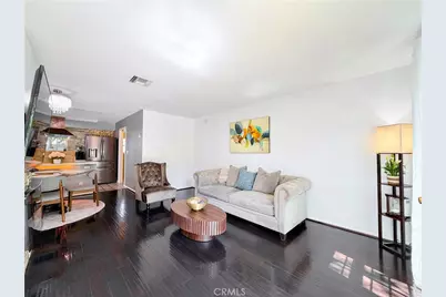 22123 Oxnard Street, Woodland Hills, CA 91367 - Photo 16