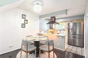 22123 Oxnard St, Woodland Hills, CA 91367 - Photo 4
