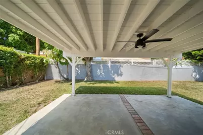 8033 Darby Avenue, Reseda, CA 91335 - Photo 34