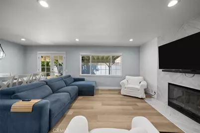 8033 Darby Avenue, Reseda, CA 91335 - Photo 10