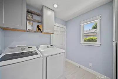 8033 Darby Avenue, Reseda, CA 91335 - Photo 18