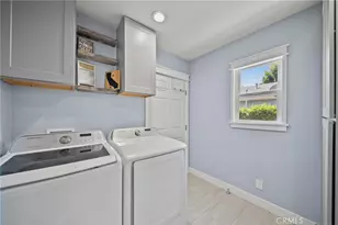 8033 Darby Ave, Reseda, CA 91335 - Photo 18